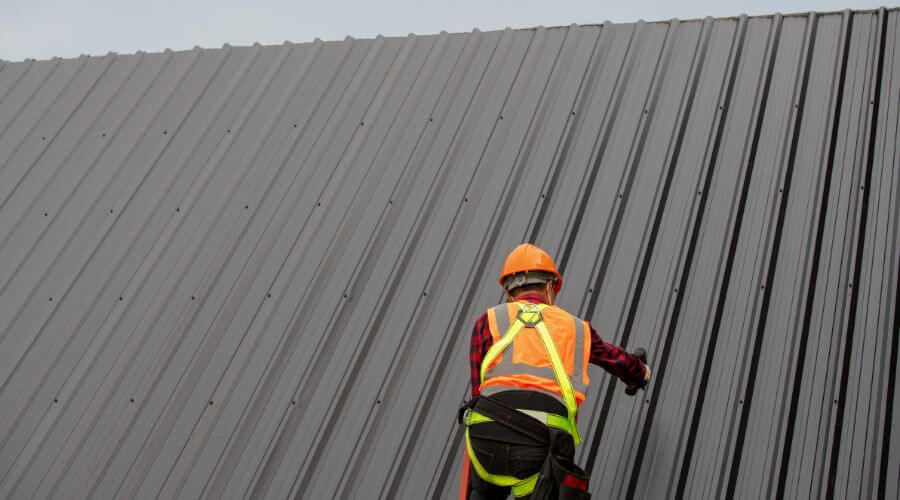 Professional gutter cleaning in Phelps, WI